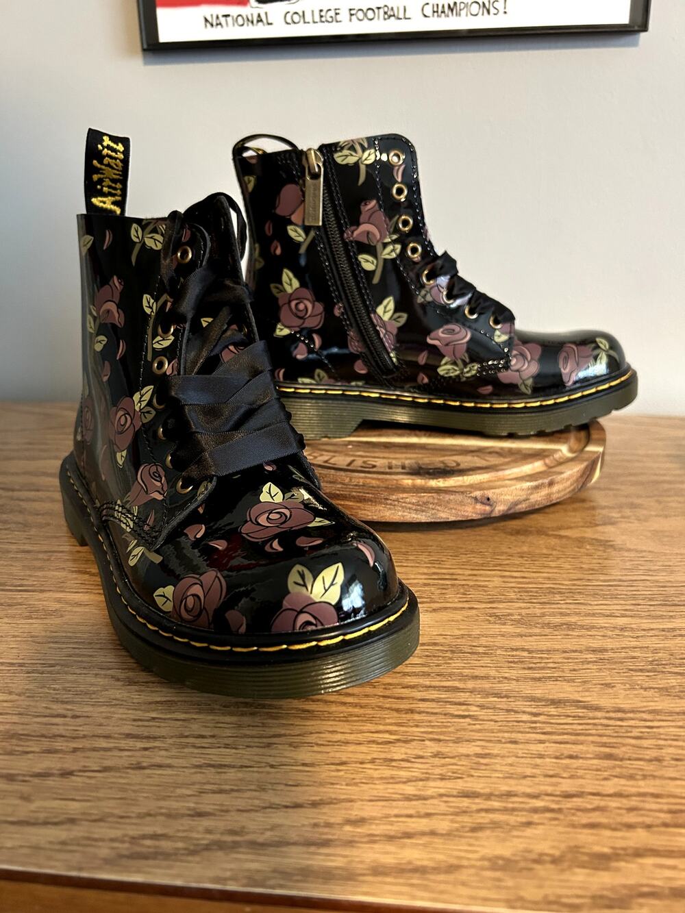 Dr Martens Pascal J Cartoon Floral Patent Leather size 3